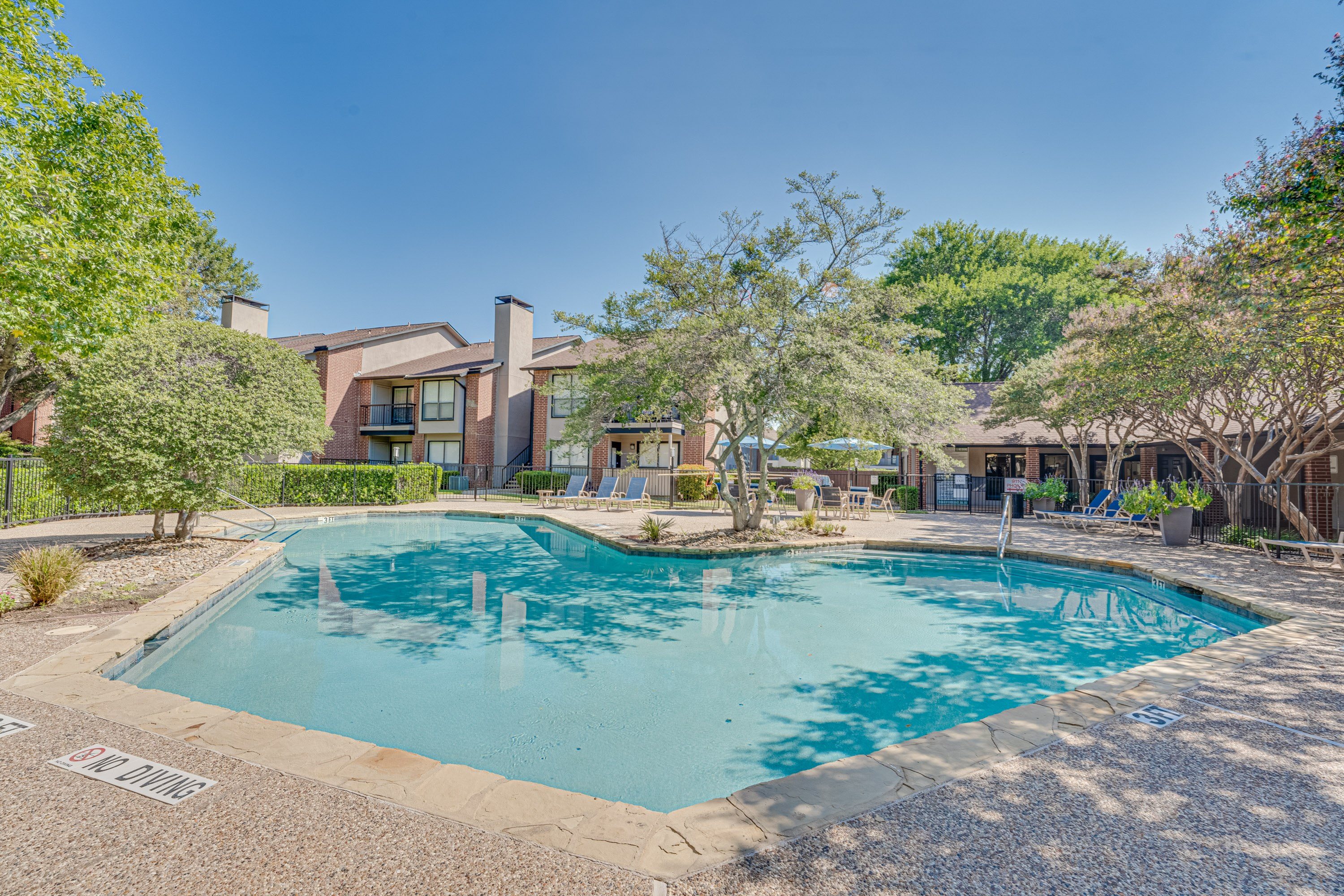 Poolside Relaxation Area at Bardin Oaks Apartments, Arlington, Texas